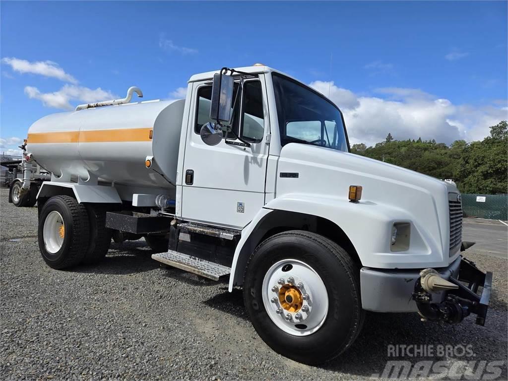 Freightliner FL70 Kamioni za vodu