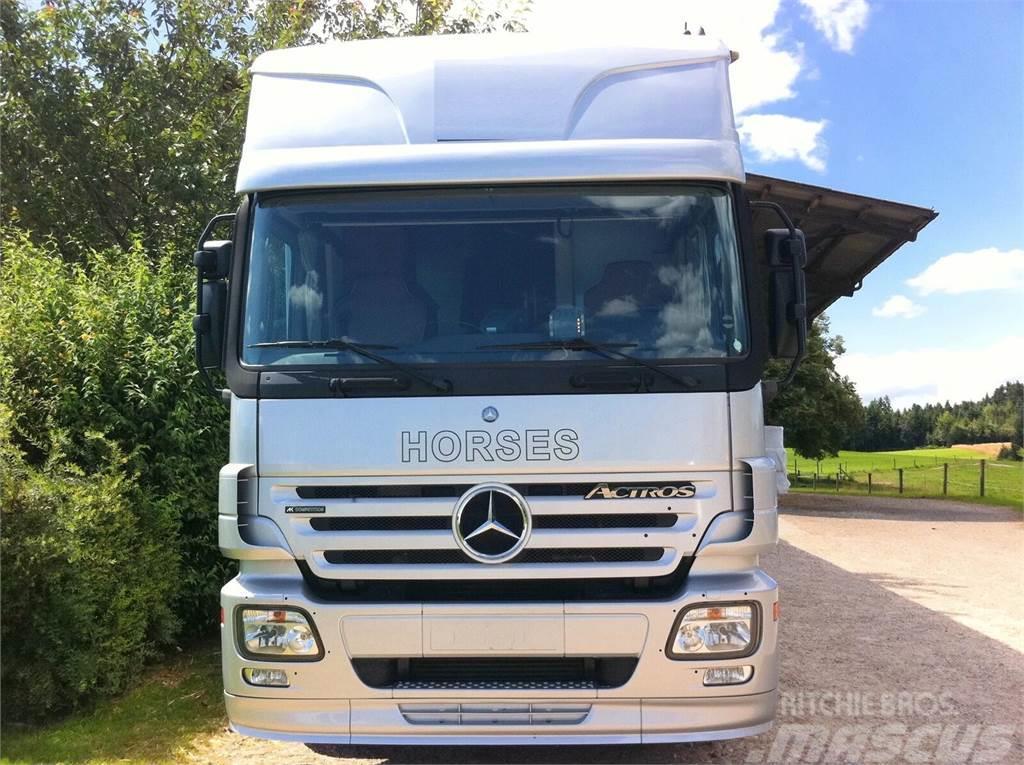 Mercedes-Benz Actros Horse transporter Kamioni za prevoz životinja