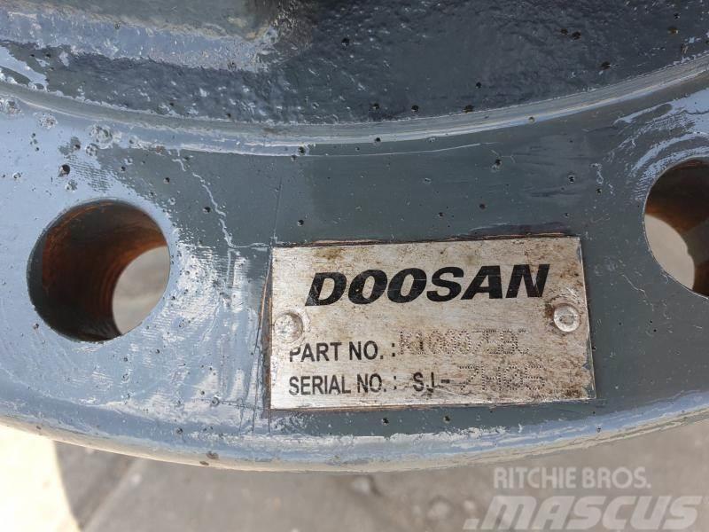Doosan DX 480 K1000758C Šasija i vešenje
