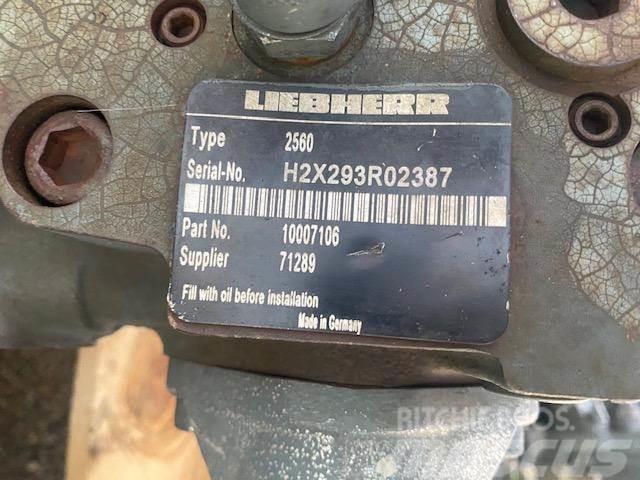 Liebherr R 914 SILNIK OBROTU 2560 Hydraulics