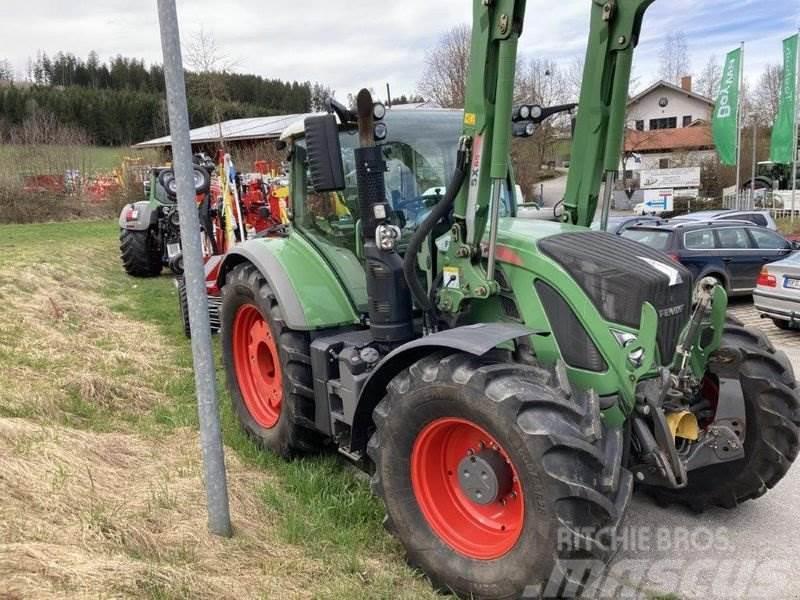 Fendt 724 VARIO S4 PROFI PLUS Traktori