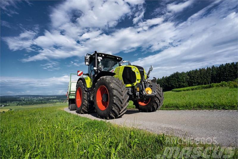 CLAAS ARION 650 CIS+ Traktori
