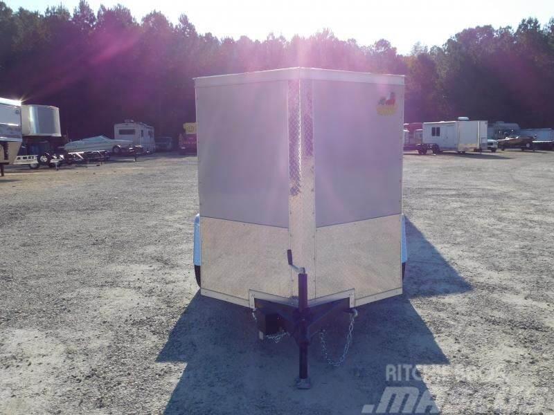  Covered Wagon Trailers 5x8 Enclosed Cargo Other