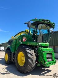 John Deere 9700
