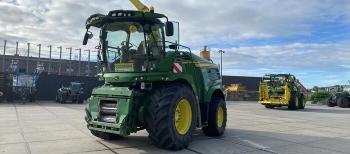 John Deere 8500