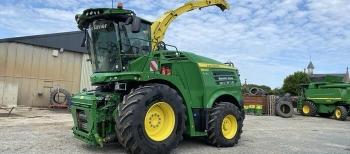 John Deere 8600