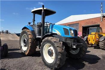 New Holland T6020 Now stripping for spares.