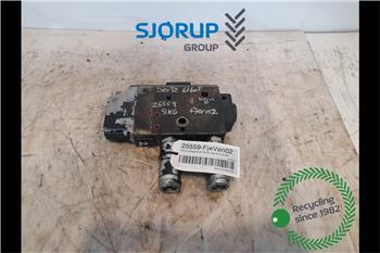 Deutz-Fahr Agrotron 6160 Remote control valve