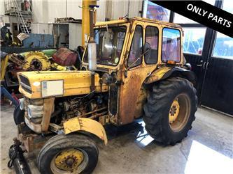 Massey Ferguson 135 Dismantled: only spare parts