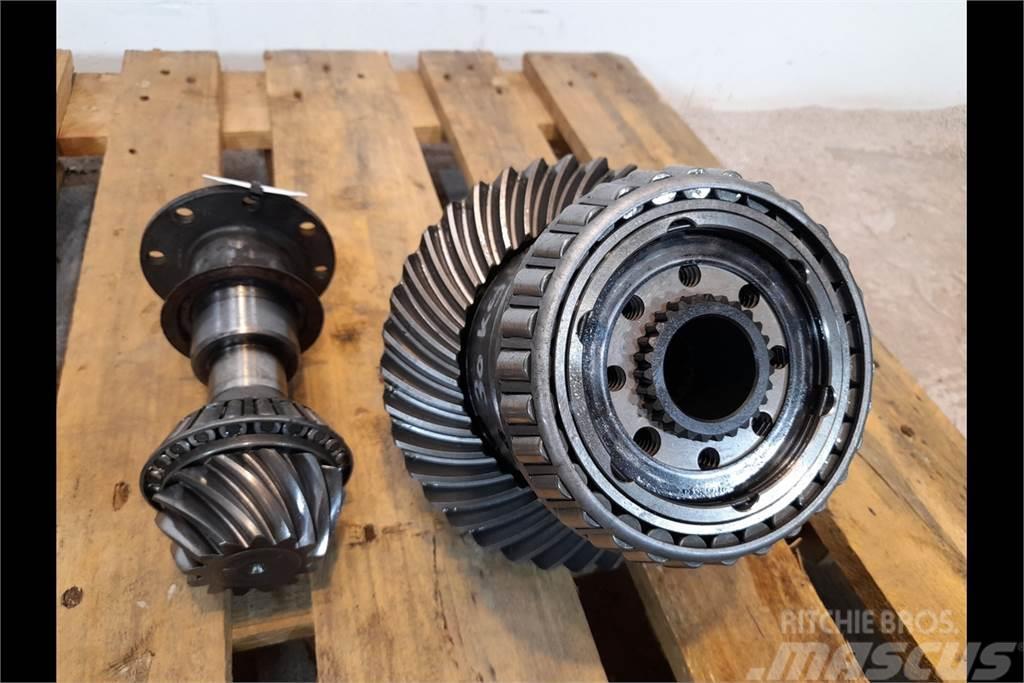 Valtra N163 Front axle differential Menjač