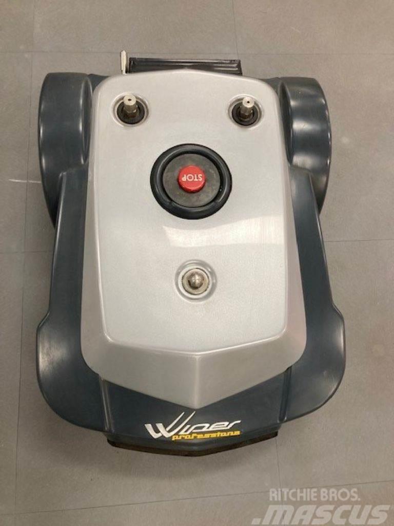  WIPER P70 S robotmaaier Robot kosilice