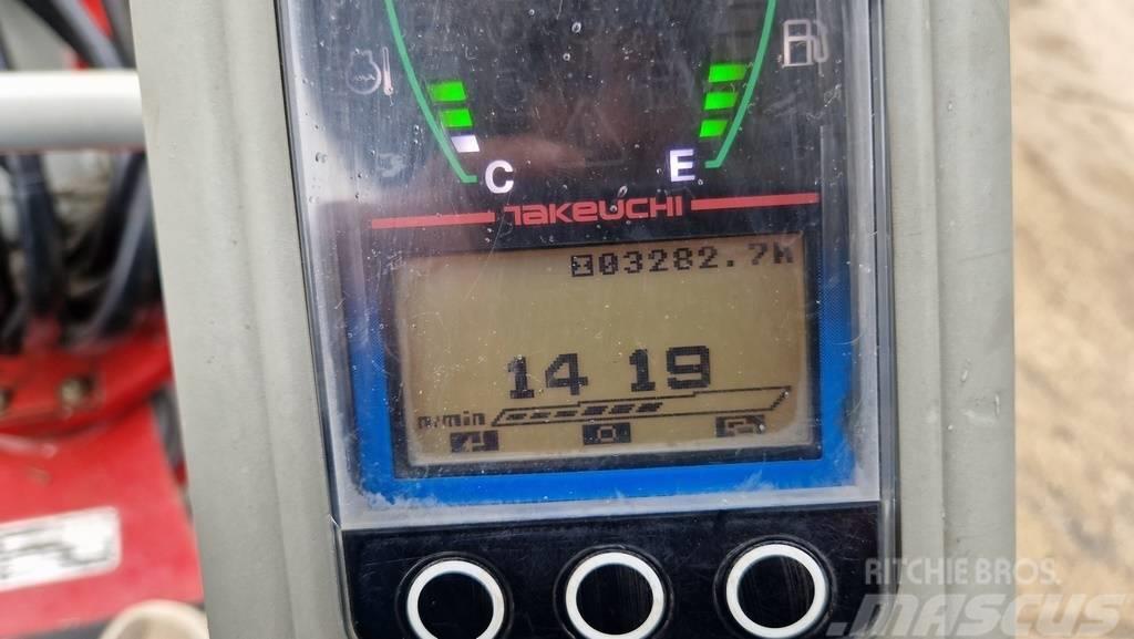 Takeuchi TB225 - POWERTILT - 3X BUCKETS - 2019 YEAR Mini bageri < 7t