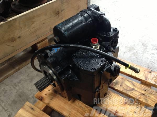 John Deere 1470D Trans pump F062534 Hidraulika