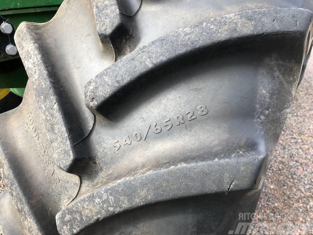John Deere 6900 Dismantled: only spare parts Traktori