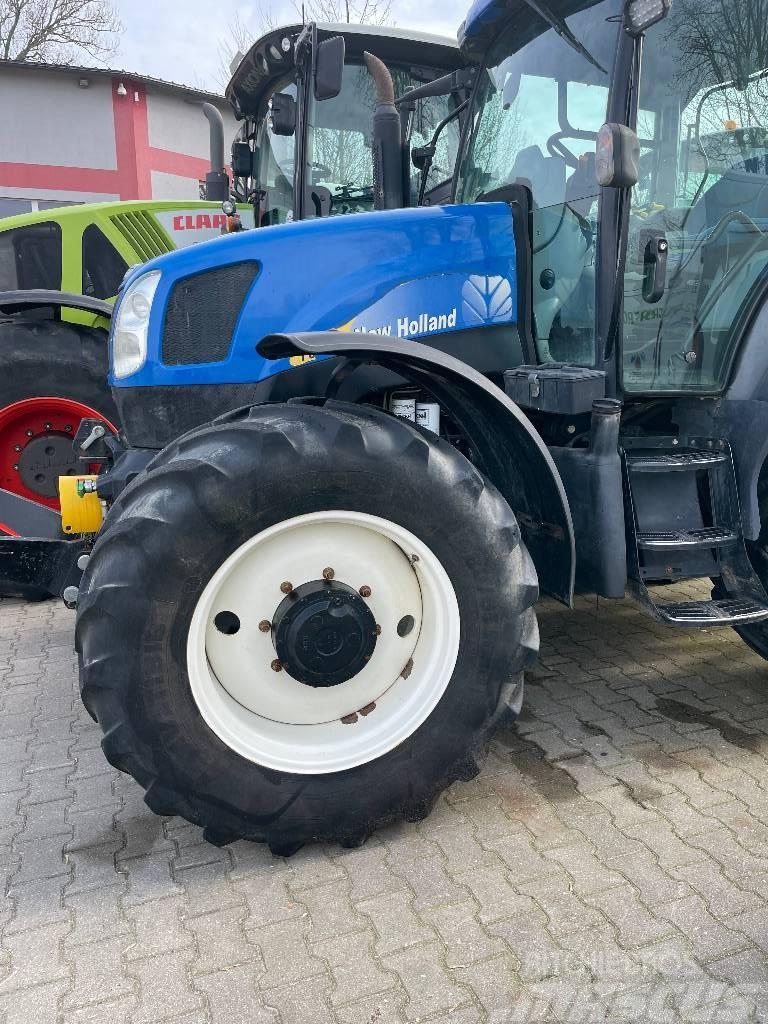 New Holland T 6040 Traktori