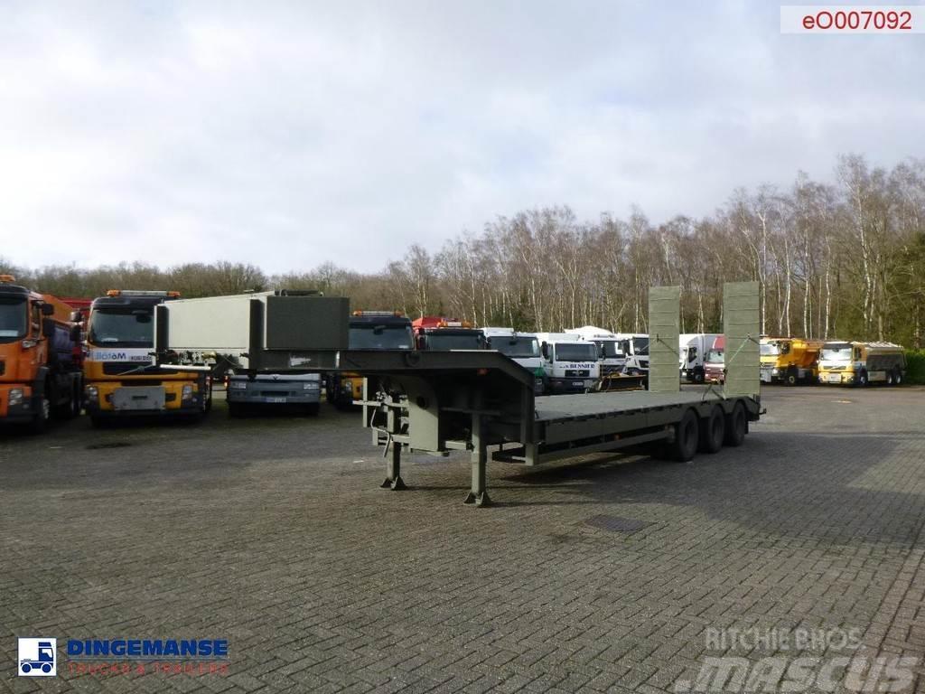 Broshuis 3-axle semi-lowbed trailer E-2130 / 73 t + ramps Poluprikolice sa otvorenim sandukom