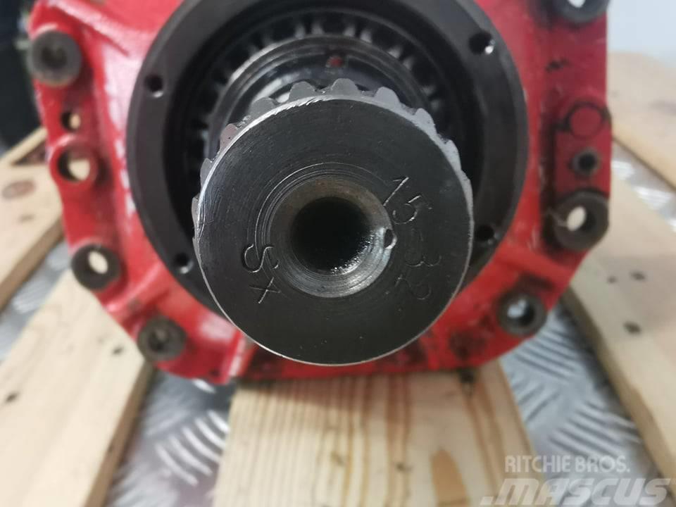 Manitou MLT 626 {Carraro front differential Osovine