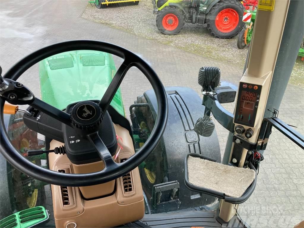 John Deere 8330 Autopower Traktori