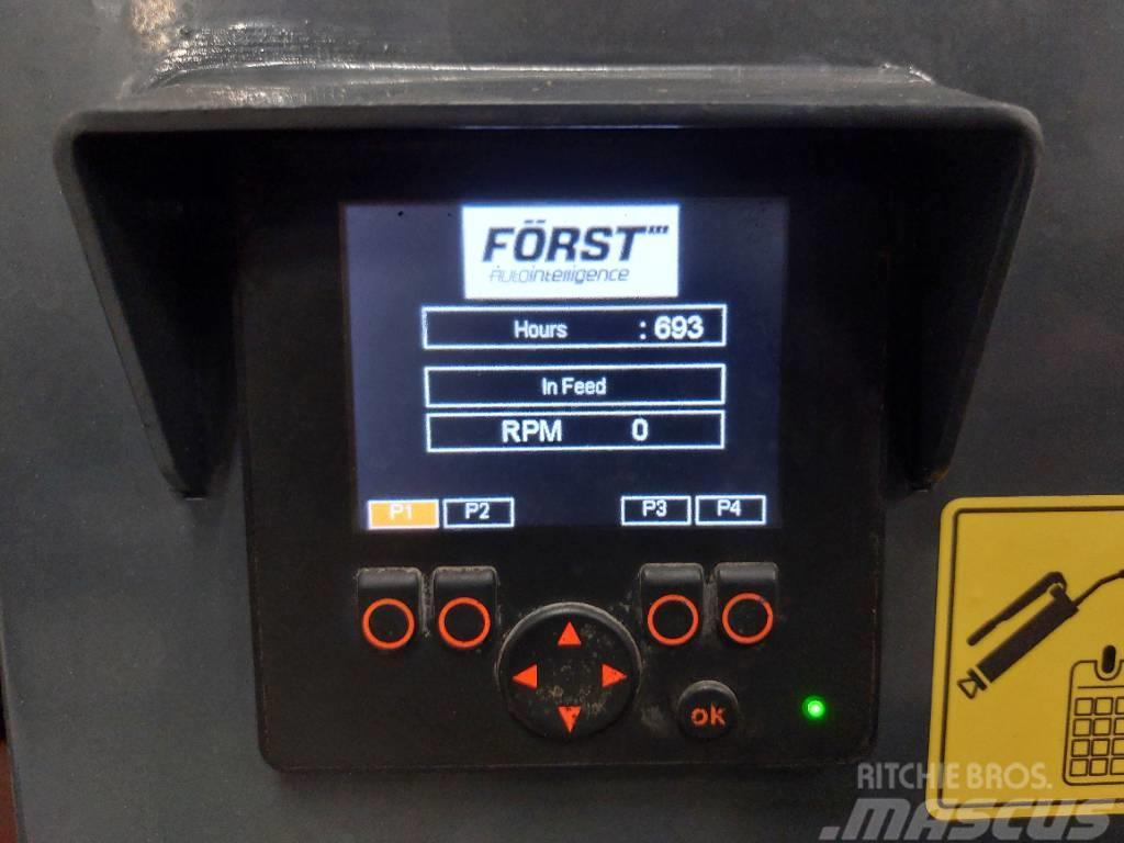 Forst ST8 | 2019 | 693 Hours Drobilice drva / čiperi