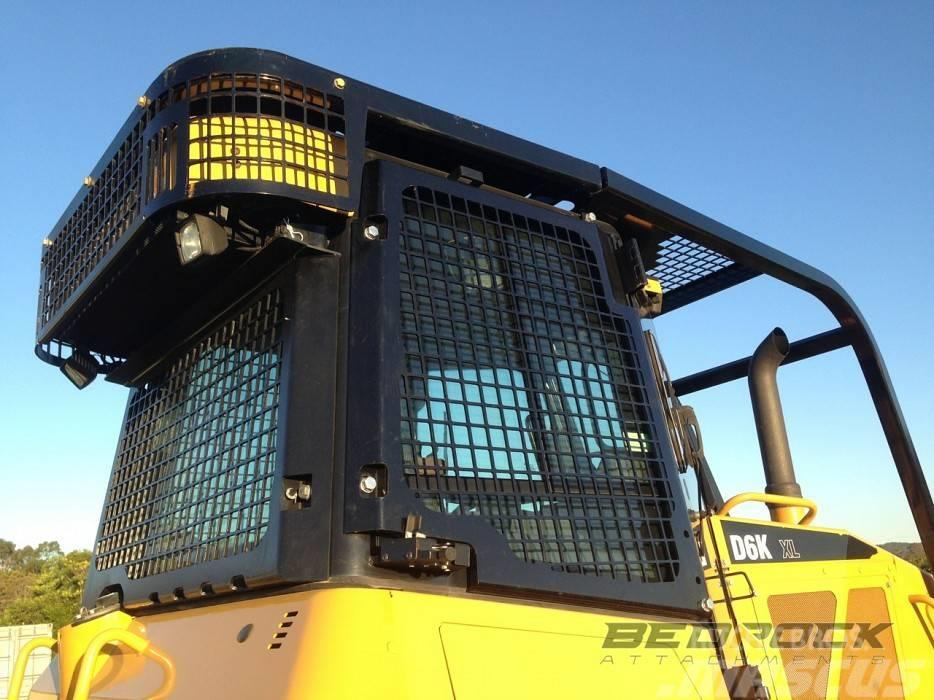 CAT Screens and Sweeps package for D6K Open Rops Ostala dodatna oprema za traktore