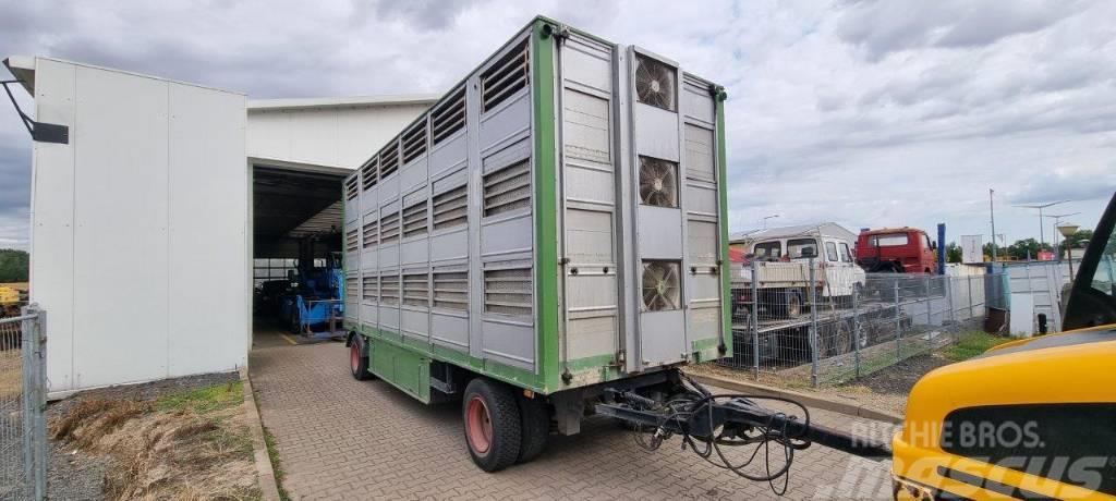  Przyczepa 2 osiowa do transportu zwierząt Prikolice za prevoz životinja