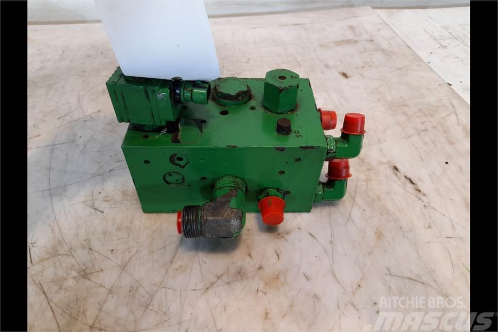 John Deere 7710 Suspension control valve Hidraulika
