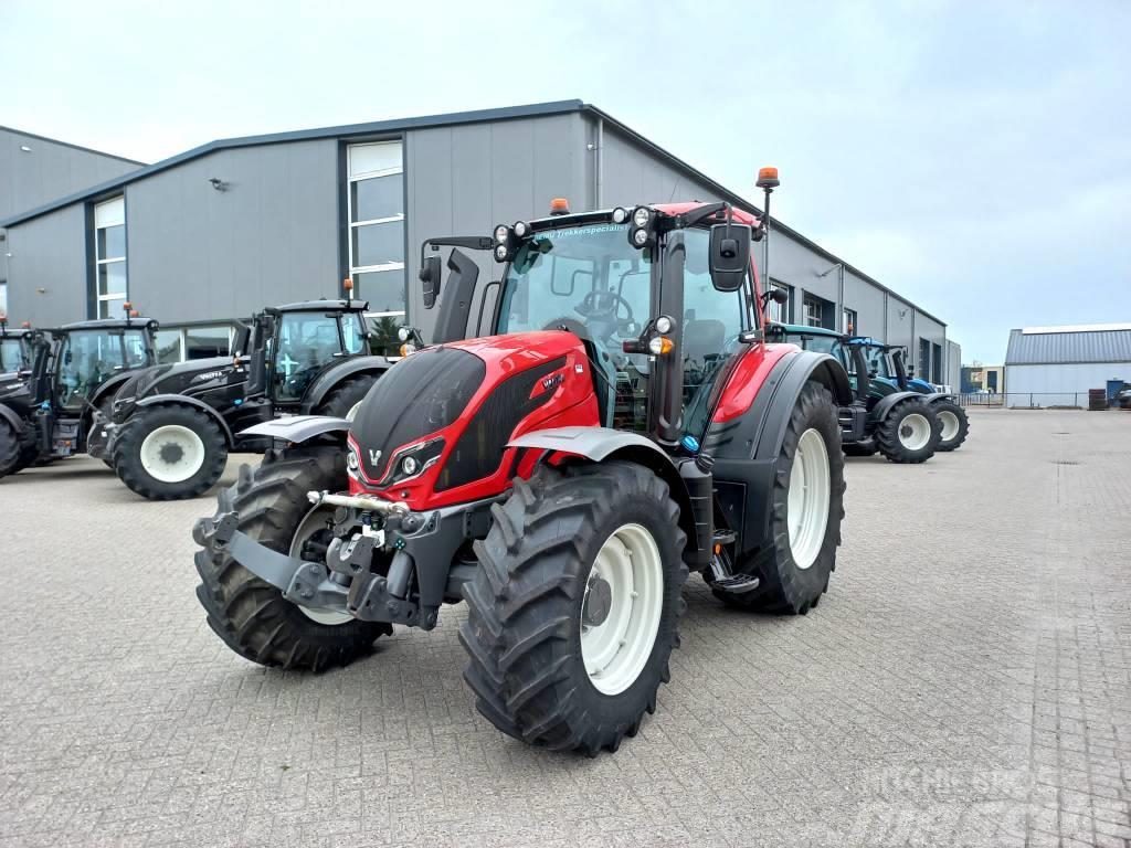 Valtra N135 Active Demo! Direct leverbaar! Traktori