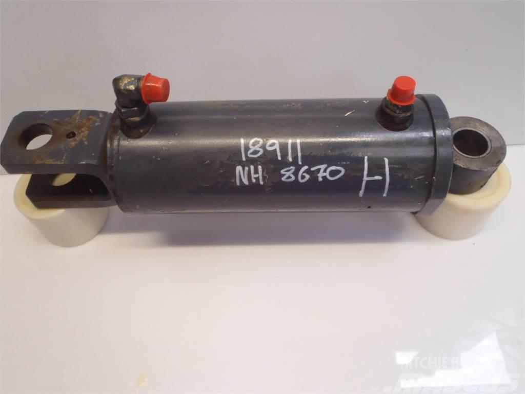 New Holland 8670 Lift Cylinder Hidraulika