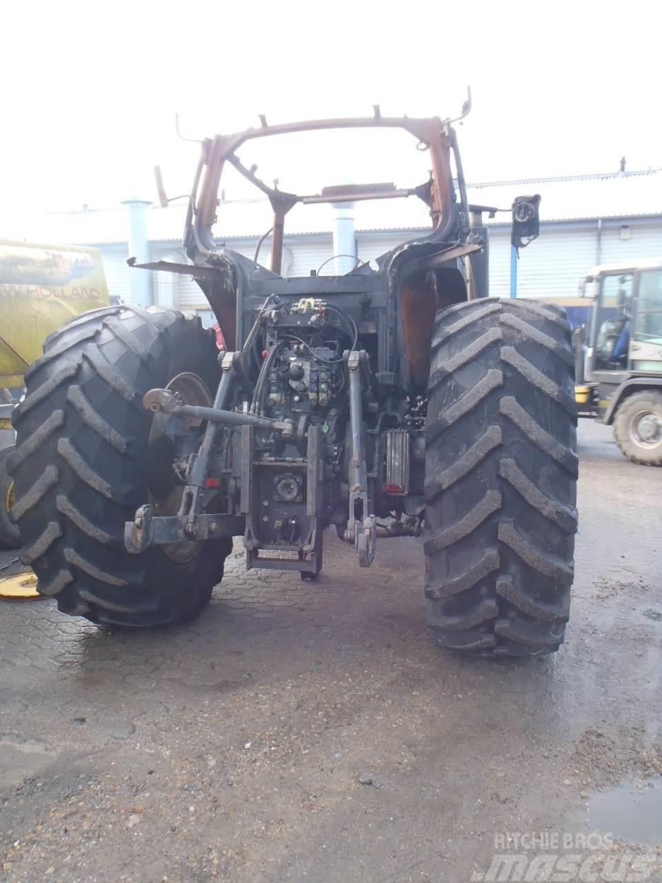 New Holland T7030 Traktori