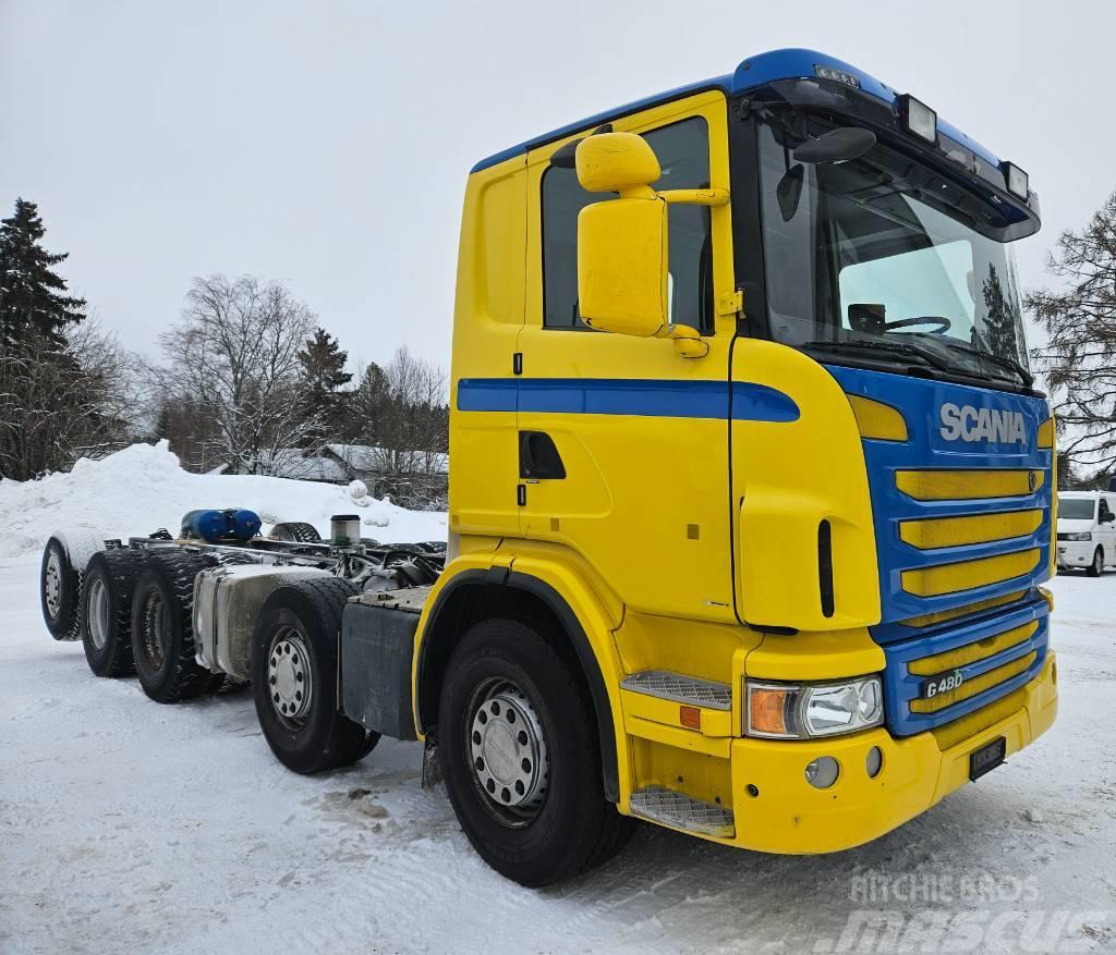 Scania G480 10x4 Valmistuu Metsäkoneenkuljetusautoksi Kamioni za prevoz šumarskih mašina