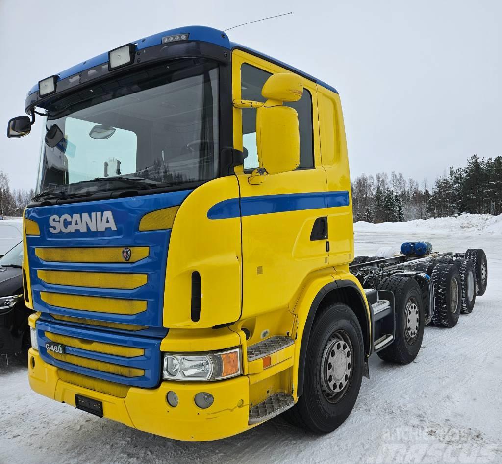 Scania G480 10x4 Valmistuu Metsäkoneenkuljetusautoksi Kamioni za prevoz šumarskih mašina
