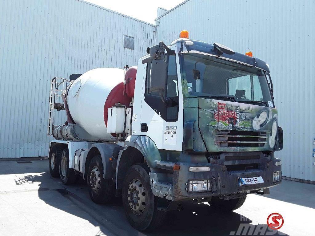 Iveco Trakker 380 Kamioni mešalice za beton