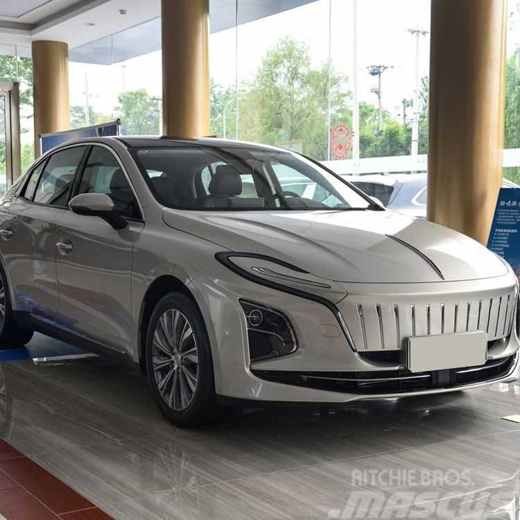  BTHQQ5 Hongqi Vehicle Made in China Plus Electrica Automobili