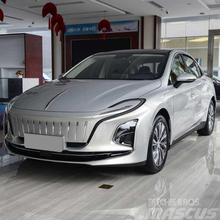  BTHQQ5 Hongqi Vehicle Made in China Plus Electrica Automobili