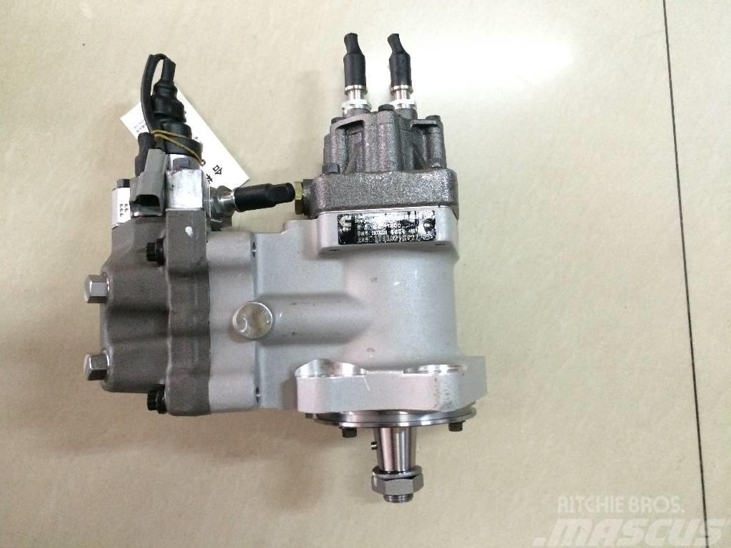 Komatsu PC300-8 fuel pump 6745-71-1170 Utovarne korpe