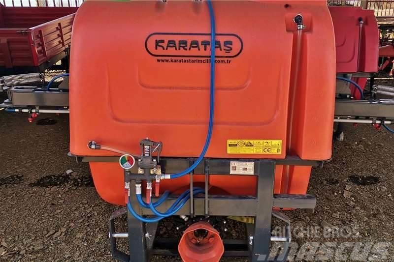  Other 800 L Karatas Boom Sprayer With 12m Boom Mašine za preradu i skladištenje berbe - Ostalo