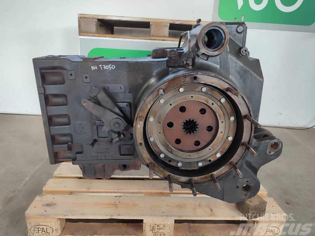 New Holland Rear differential 87650218 NEW HOLLAND T7050 Menjač