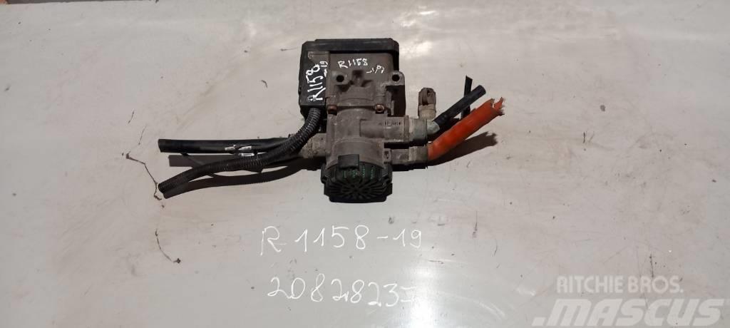 Renault Midlum 180 EBS brake valve 20828237 Kočnice