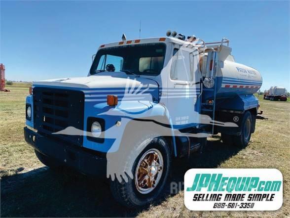 International S1900 Kamioni za vodu