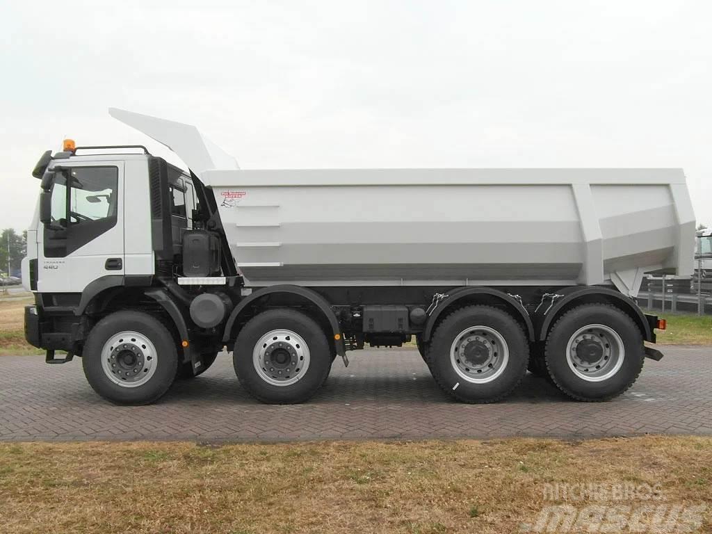 Iveco Trakker 410T42 Tipper Truck (2 units) Kiperi kamioni
