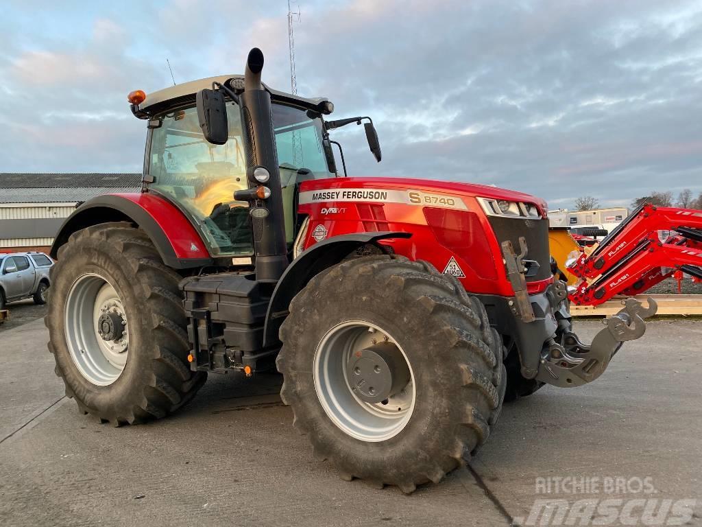 Massey Ferguson 8740 SEXDV Traktori