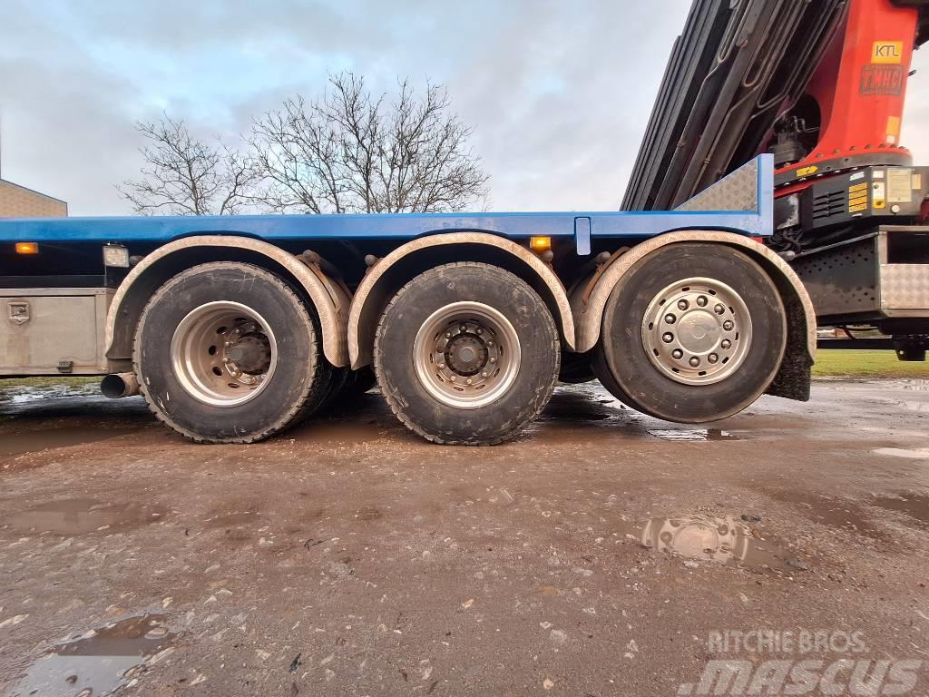 Scania R560 8x4 Palfinger60002 Kamioni sa kranom