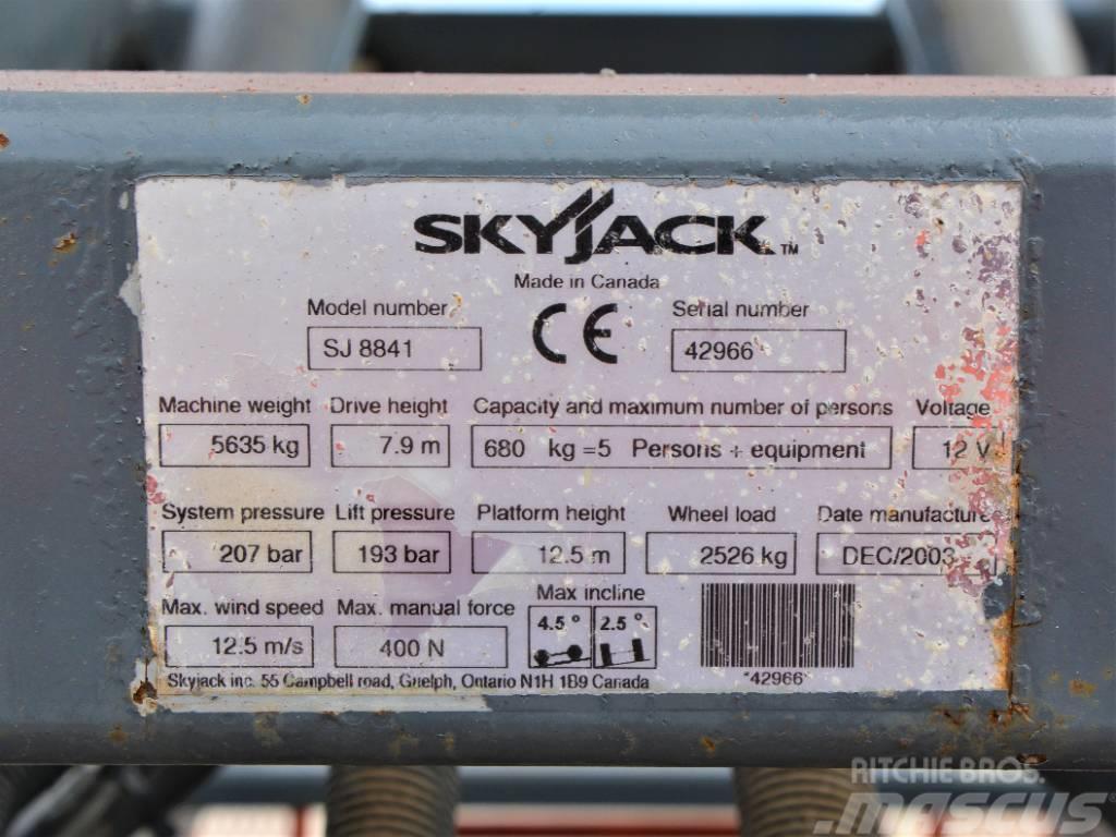 SkyJack SJ 8841 RT Makazaste platforme