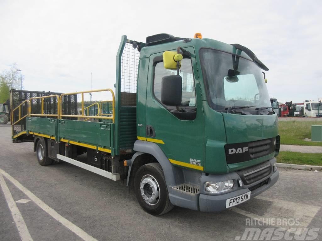 DAF 45.180 Kamioni sa ravan platformom / vitlom