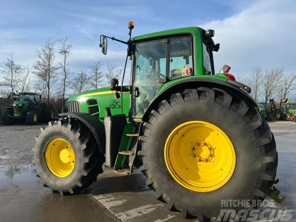 John Deere 7530 AP Traktori