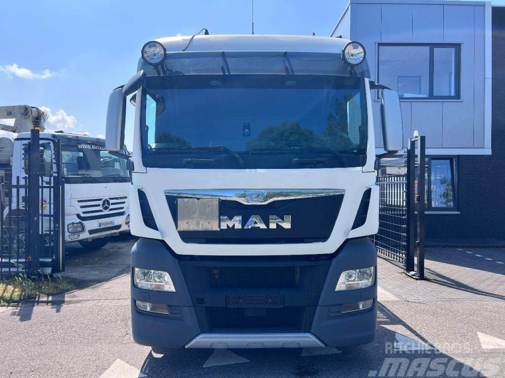 MAN TGX 26.560 6X2 EURO 6 - 11.500L VACUUM CLEANER - 2 Kombi vozila/ vakum kamioni