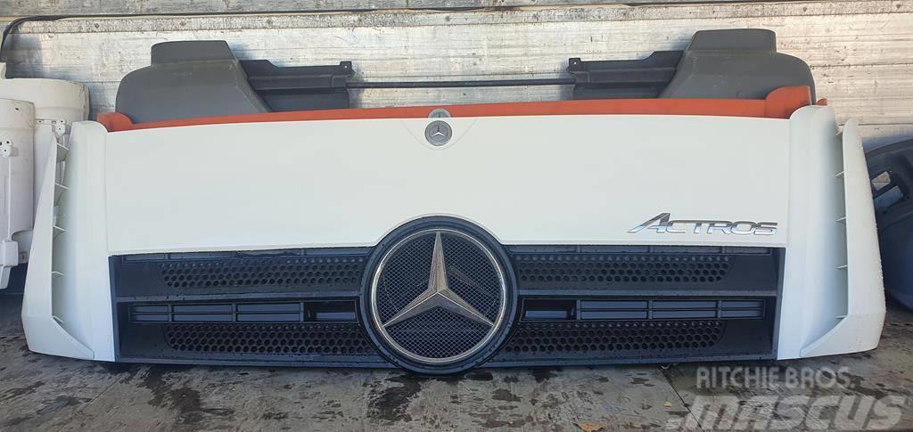 Mercedes-Benz Actros Kabine i unutrašnjost