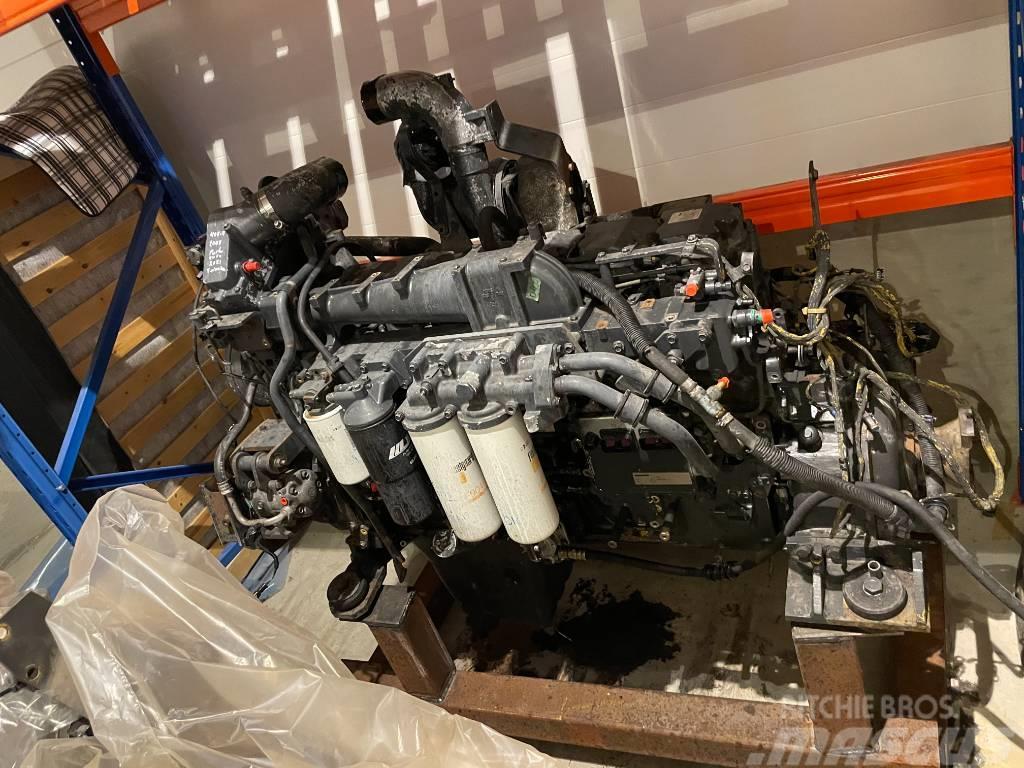 Komatsu SAA6D140E-5 engine Motori za građevinarstvo