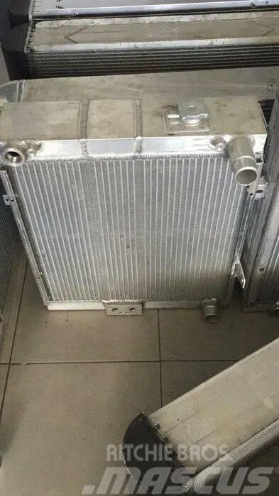 Komatsu - radiator racire Motori za građevinarstvo
