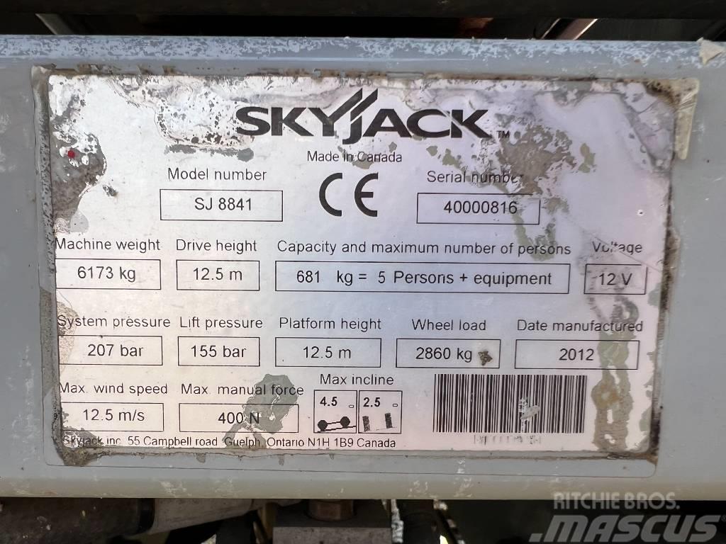 SkyJack SJ 8841 Makazaste platforme